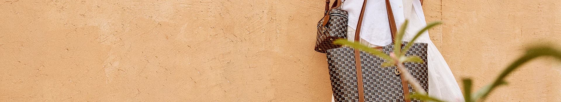 AOPIYA product catalog — handbags and wallets
